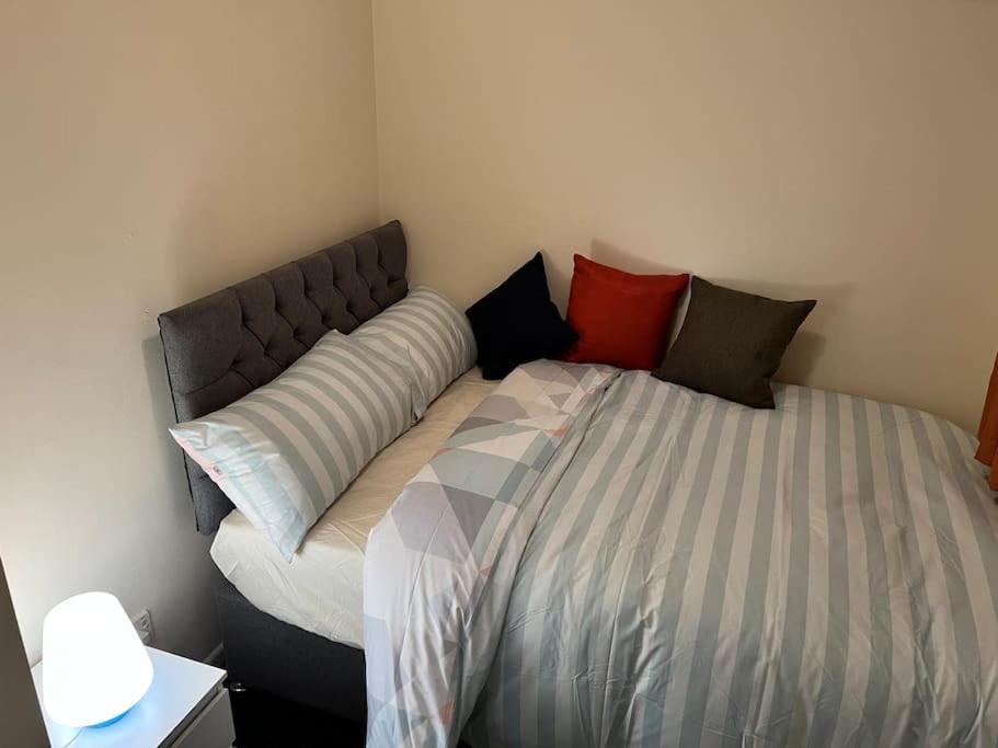 New Manchester Getaway Home - Free Gated Parking With Fob Eksteriør bilde