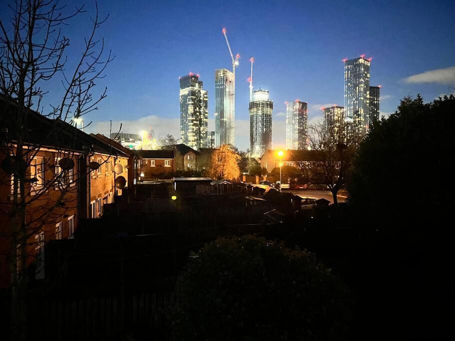 New Manchester Getaway Home - Free Gated Parking With Fob Eksteriør bilde