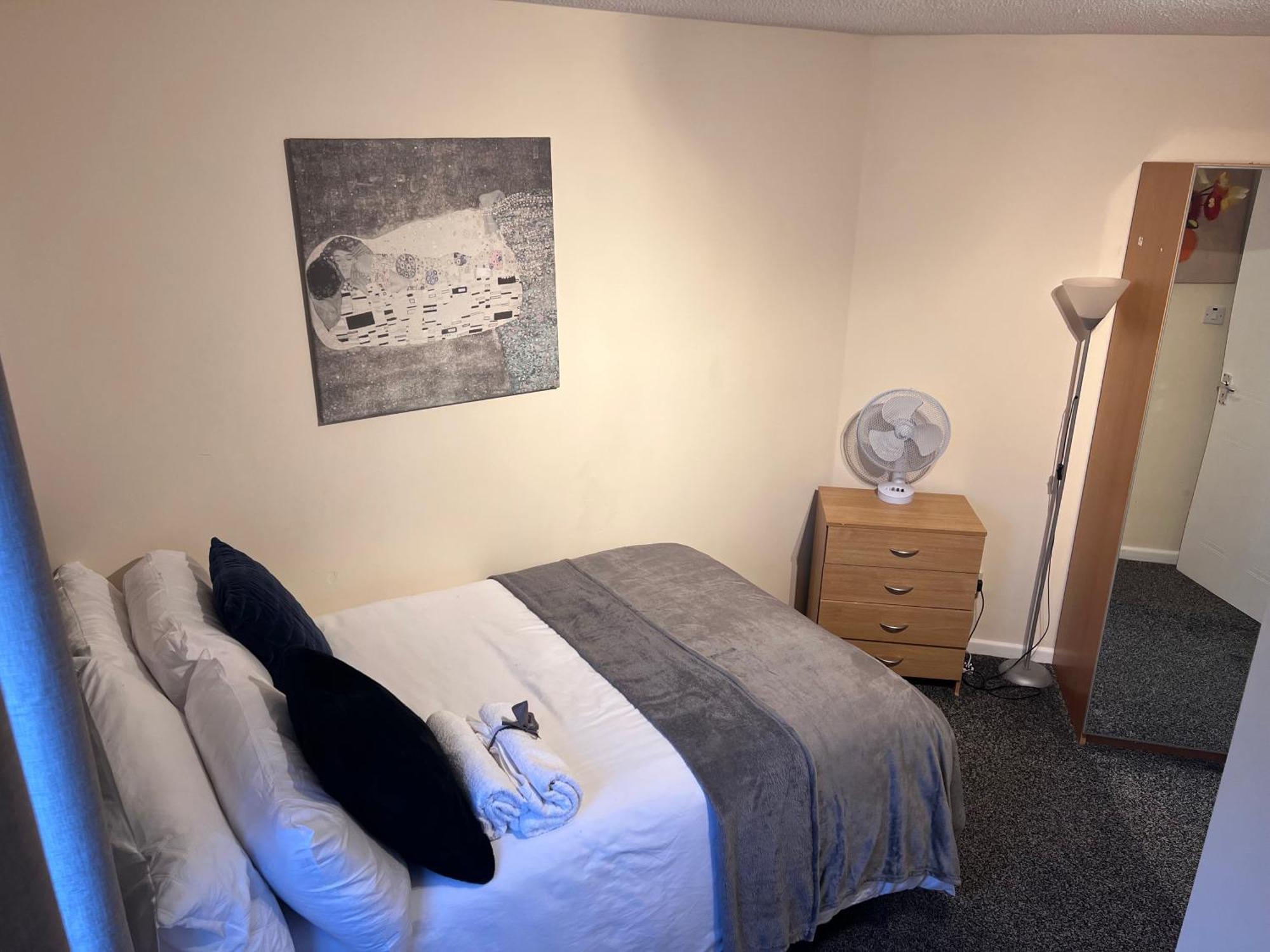 New Manchester Getaway Home - Free Gated Parking With Fob Eksteriør bilde